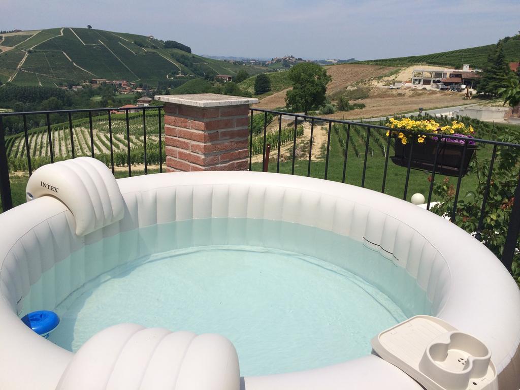 La Terrazza Del Barbaresco Bed & Breakfast Neviglie Exterior photo